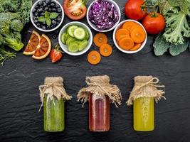 frutas y verduras con jugo