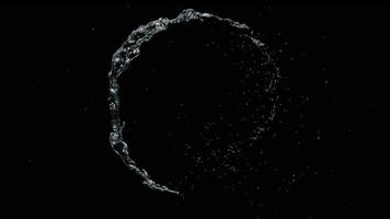 cerchio d'acqua in loop con riflessi su sfondo nero.