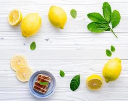 marco de miel y limón foto