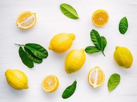 vista superior de limones foto
