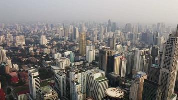 luchtfoto van de skyline van de stad video