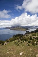 isla del sol en el lago titicaca en bolivia foto