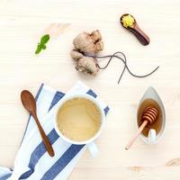 Ginger and honey tea photo