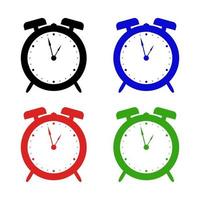 Conjunto de reloj despertador sobre fondo blanco. vector