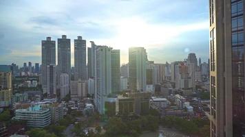 Gebäudearchitektur um Bangkok City in Thailand video