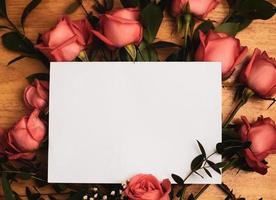 Empty card on roses photo