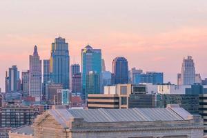 Vista del horizonte de la ciudad de Kansas en Missouri foto