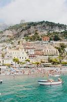 playa en la costa de amalfi, italia foto