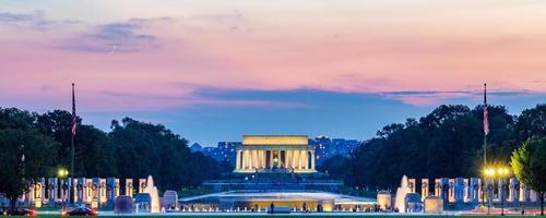 Lincoln Memorial en la noche, Washington DC, EE. foto