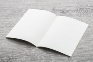 maqueta de cuaderno en blanco
