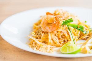 Fried thai noodles photo