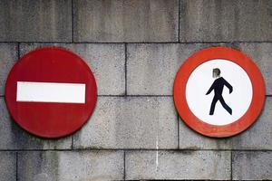 Pedestrian traffic signal on the street photo