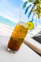 mocktail en la playa foto