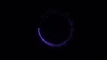 hellblaue violett funkelnde Spirale in Kreisform.
