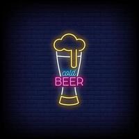 vector de texto de estilo de letreros de neón de cerveza fría