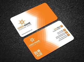 Plantilla de diseño de tarjeta de visita creativa y corporativa con formato vectorial vector