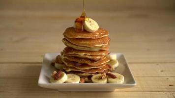 Almond and Banana Pancake with Honey Syrup video