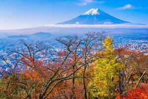 paisaje en mt. fuji en otoño, japón foto