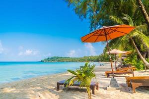 playa tropical en tailandia foto