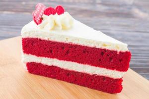 pasteles de terciopelo rojo foto