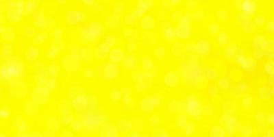 plantilla de vector amarillo claro con círculos.
