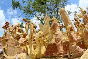 festival de cera de velas en ubon ratchathani, tailandia foto