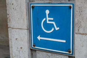 señal de acceso para discapacitados foto