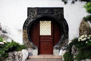 puerta de jardín china foto