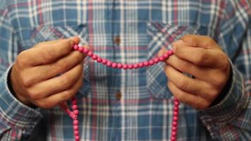Muslim Rosary Mosque video