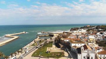 avenida dos descobrimentos Promenade an einem sonnigen Tag. Lagos, Algarve, Portugal. Gründungsschuss video