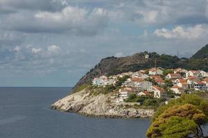Zona residencial en la costa de Dubrovnik, Croacia foto