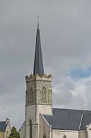 Santa María de la visitación de la iglesia en el condado de Donegal en Killybegs, Irlanda foto