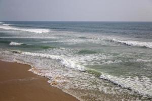 Varkala Beach en el estado de Kerala, India foto