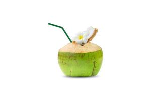 Frescura de coco aislado sobre fondo blanco. foto