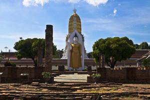 Buddha statues in Wat Phra Si Rattana Mahathat