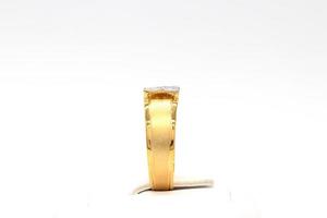 Diamond ring 9k gold photo