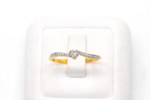 Diamond ring 9k gold photo