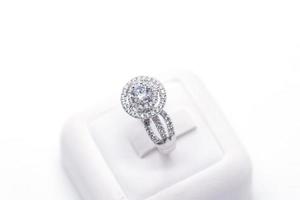 Diamond ring 9k gold photo