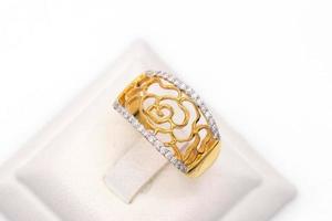Diamond ring 9k gold photo