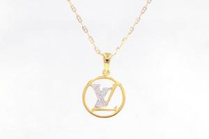 Diamond pendant 9k gold photo