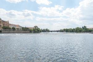 El río Vltava en Praga, el más largo de la República Checa. foto
