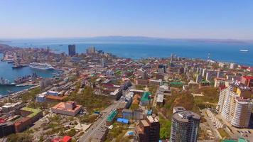 vista aérea del paisaje urbano de vladivostok. foto