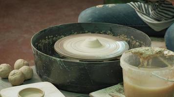 Using a Pottery Wheel to Craft