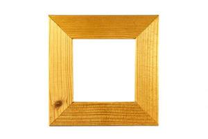 Un marco cuadrado de madera sobre fondo blanco aislado foto