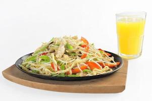 chinese stirfried noodles with chicken photo