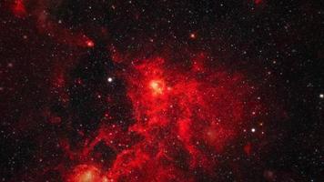 voo espacial para misteriosa nebulosa vermelha video