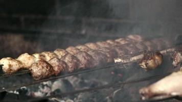 barbecue vlees koken video