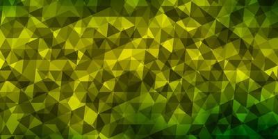 textura de vector amarillo verde claro con estilo triangular