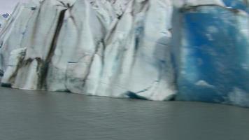 luchtfoto van gletsjer en bergen, alaska video