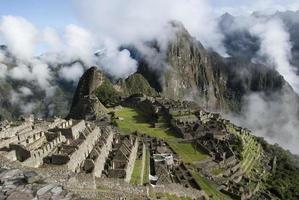 machu picchu un santuario histórico peruano en 1981 y un sitio del patrimonio mundial de la unesco en 1983 foto